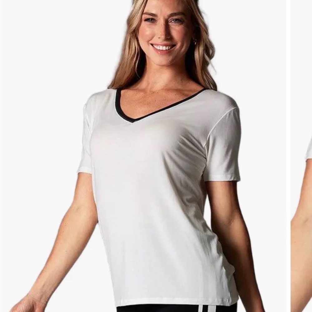 TAVI - Everyday V Neck Tee - Coconut with Black Accents - NWT